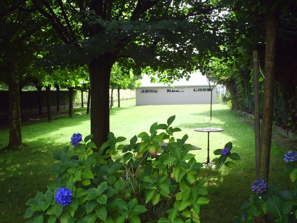 Apartment Capitalcondos Ninove Zimmer foto